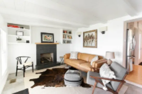 Newly Remodeled Home on the Arkansas River - 3 miles from Airport