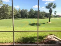 Enjoy Glen Eagle Golf and Country Club 5 min to beaches and downtown Naples