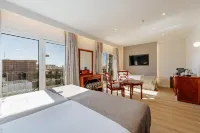 Hotel Reveron Plaza Hotels in Los Cristianos