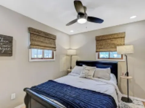 Beautiful Lodge in The Hideout!! 萊克酒店