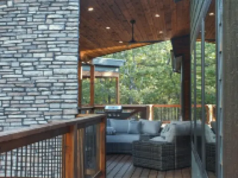 Fun group? Fun Cabin near Robbers Cave State Park!  Sleeps 14! Hotels in Latimer County