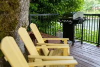 Cozy Riverfront Retreat W/ Hot Tub & Epic Mt Index Views