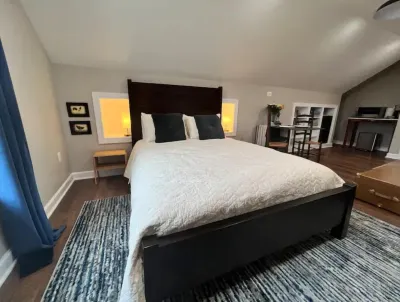 Cosy studio on an organic farm, pet friendly! Just minutes from Middleburg. Hôtels à proximité de : Franklin Park Performing & Visual Arts Center