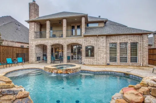 Family Resort with Pool, Spa, Theater, Game Room on Golf Course!