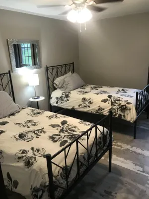Tenkiller Bluff House