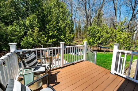 Peaceful cul-de-sac and Walking Distance to Sister Bay