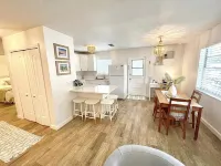 Downtown Stuart Coastal Cottage