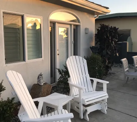 Captain Java's Cottage in beautiful Morro Bay! Отели рядом с достопримечательностью «Serenity by the Sea»