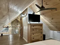 Renovated lake house on Claytor Lake with water access and boat dock