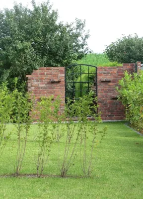 North Sea coast, charming Frisian house on the old dike with sauna, fireplace for 2-8 p.