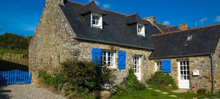 Old house near beaches between Crozon Camaret Wifi garden closed sea view Hotels in Crozon