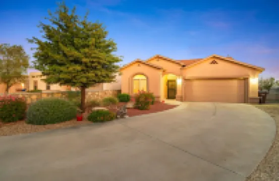 Comfy SW Home with Private Yard & Mountain Views!