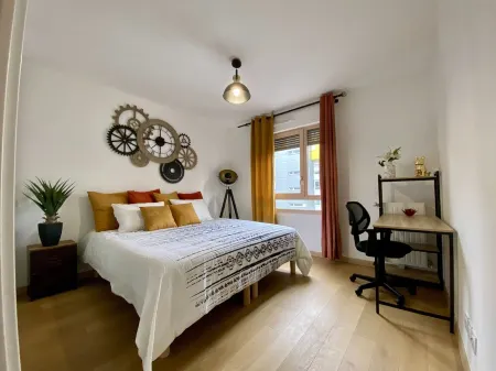 Loft Industriel à Côté de La Défense et L'arena Отели рядом с достопримечательностью «Университет Париж Нантер»