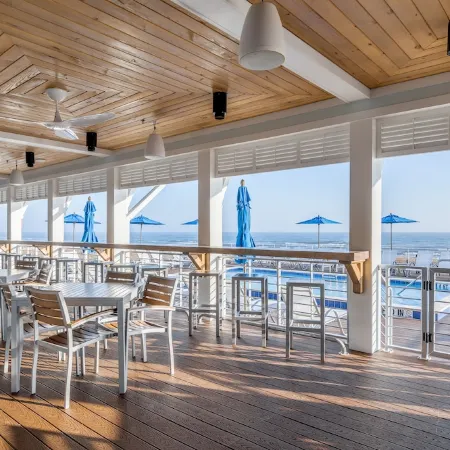 Perdido Key Beach Escape - Pool, Spa, Golf, Private Beach, Arcade Games