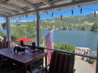 3 Bedroom on Lake with Private Dock