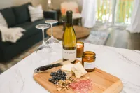 Joanna Gaines would stay here! Hotels in Sandpoint