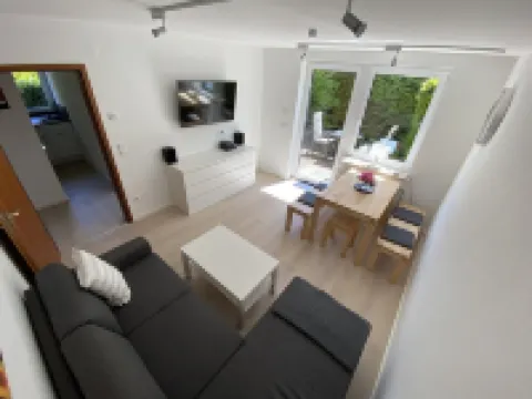 Westside Apartment Aalen - Modern, Quiet Location, 1 Separate Bedroom, Terrace
