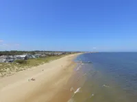 Become a Beach Bum at the Beach Bungalow - Hot Tub, Kayaks, Wi-Fi, & SAND!!! - Beach