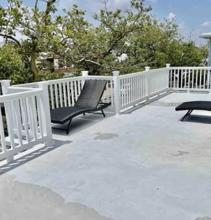 Less then a mile to the Tropicana and 5 minutes walk to the Boardwalk Отели рядом с достопримечательностью «Бордуолк»