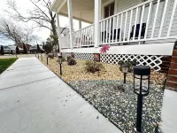 Charming Waterfront Home: Spacious, Modern, Near Attractions & Universities