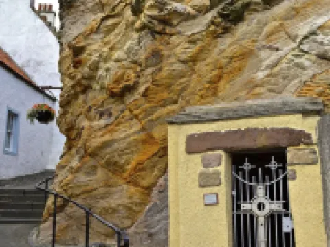 APARTMENT WITH STUNNING SEA VIEWS IN PITTENWEEM NEAR ST ANDREWS Hotels in Anstruther