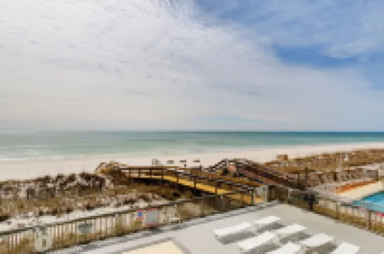 OCEANFRONT PRIVATE BALCONY RIGHT ON THE BEACH