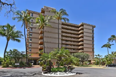 Direct Oceanfront Studio with 180 Degrees Ocean View in Maui Kaanapali Beach