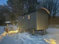 Shepherds Hut with stunning views located on the edge of the peak district
