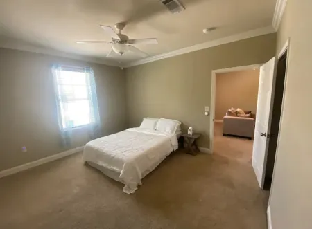 Condo w/in close distance to LSU