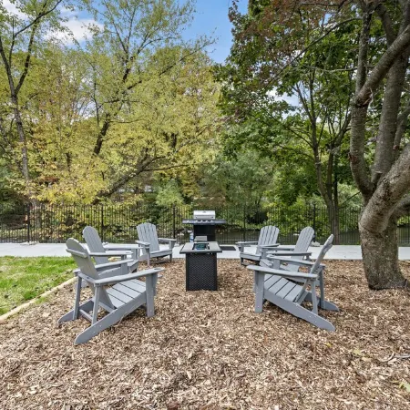 River view in Port Clinton! Minutes from Hawk Mountain, Cabela's!