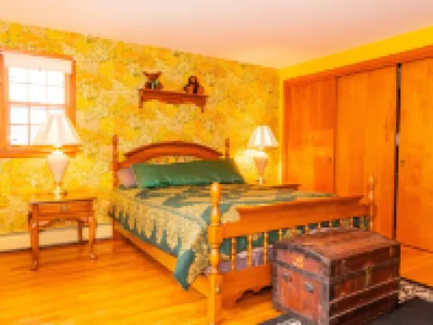 The Big House in the Heart of Errol Hotels in Errol