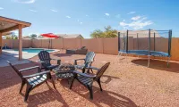 Casa Grande getaway! Modern cozy home with private pool and hot tub!