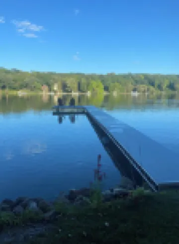 Charming Log Cabin on a private spring fed lake