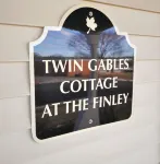 Romantic Historic Cottage in the Ozarks!