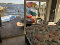 Beach+Dock+Pool+2 SUPs+2 Kayaks+Fishing+Water Views,Duplex,140 steps to Beach