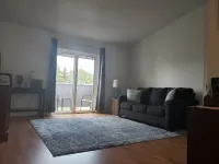 Comfy & Cozy Stay w/ Mountain View Centrally Located 5 to 7 mins from everything