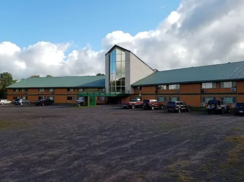 SKI LODGE CONDO NEAR BIG POWDERHORN MTN, BLACK RIVER HARBOR, COPPER PEAK