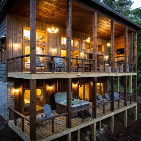 ✿NEW Cabin✿ Forest Decks, Hot Tub, Arcade Games