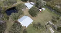 Cozy cottage on 8 acres near state park and atv trails. Pet Friendly!