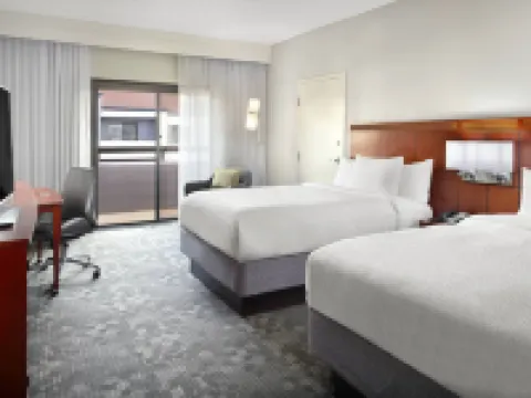 คอร์ทยาร์ดบายแมริออท กรีนวิลล์ เฮย์วูดมอลล์ โรงแรมในกรีนวิลล์