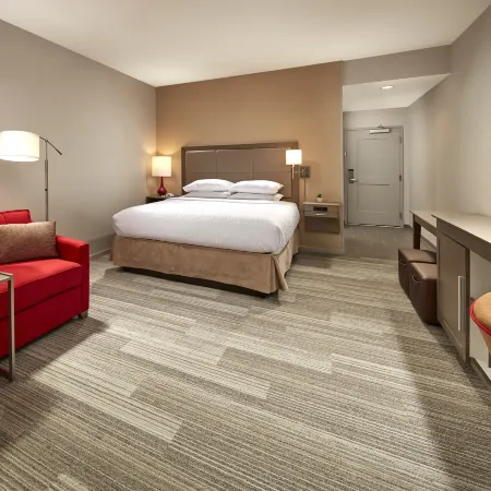 Hampton Inn Long Beach Airport