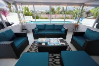 Private Peaceful Oasis with Pool/Patio/BBQ/Firepit Entire House 5mins from beach