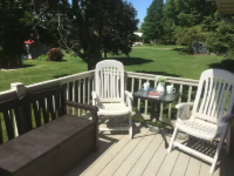 The Kidron Quilter's Home, relax in Amish country with the locals