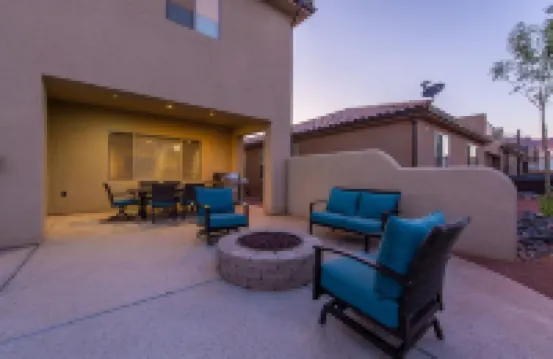 Vermillion Oasis: Luxury 6Br/7BA Home Near Zion. Private Pool & Resort Amenities