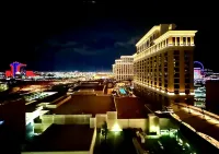 Vdara Resort -Junior Luxury Suite on the Strip - Free Parking & No Resort Fees