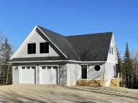 Downeast Retreat: Private Acreage, Contemporary Design & Easy Beach Access Hotels in Lamoine