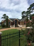 Waterfront House Private Pool Private Dock 300 Off Open Dates 2025 Hotels near Public Beach Access