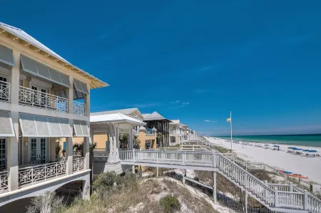 Beachfront House with Private Access - Complimentary Beach Chairs/Umbrellas