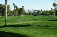 5 STAR ACCOMIDATIONS AT A 2 STAR PRICEDISCOUNT 1000 ON 2 MONTH RENTALS - 2-Star