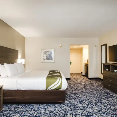 Quality Suites Houston Hobby Airport Hotéis próximos ao Aeroporto William P. Hobby